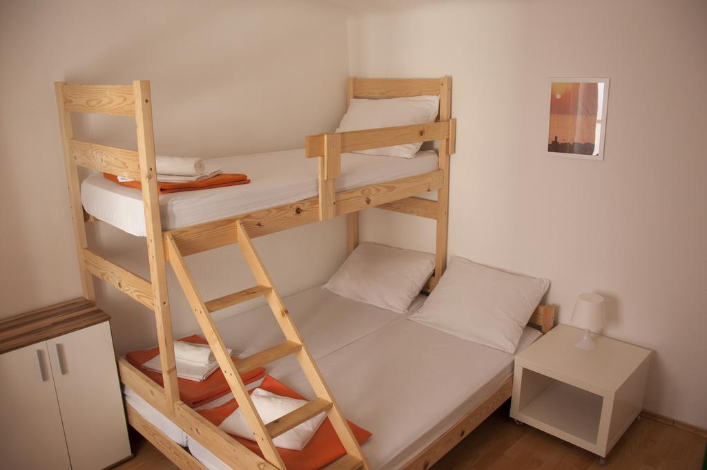 Hostel Piran Exterior photo